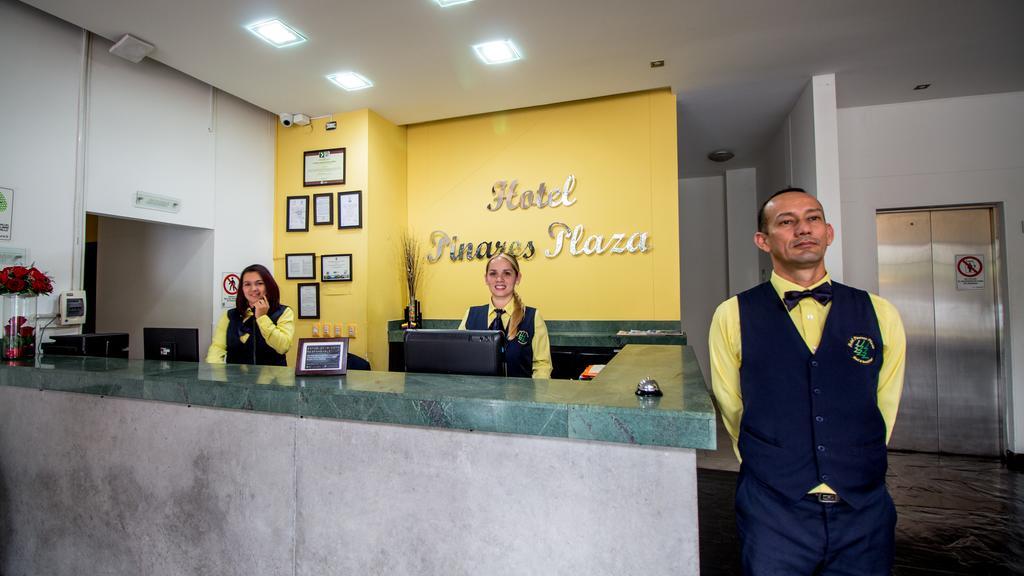 Hotel Pinares Plaza Перейра Экстерьер фото